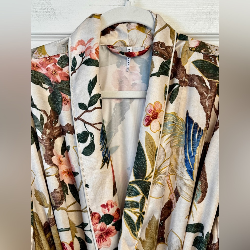 Pottery Barn Nola Silky Piped Robe Size Large
